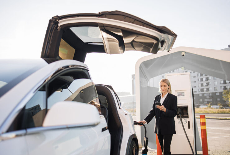 Silniejsi gracze na rynku samochodow elektrcznych