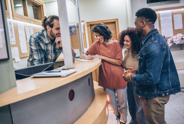 Mikrofirmy ostrozniejsze z kredytami Niemal w kazdej branzy