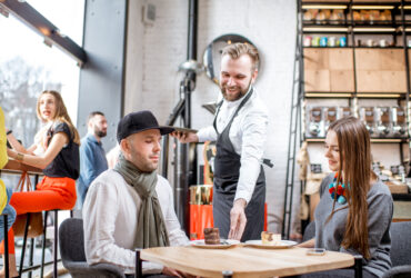 Turystyka tonie w dlugach. HoReCa ma ponad 2 mld zadluzenia wedlug danych na koniec czerwca