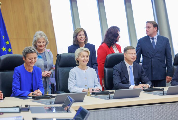 Dombrovskis von der leyen