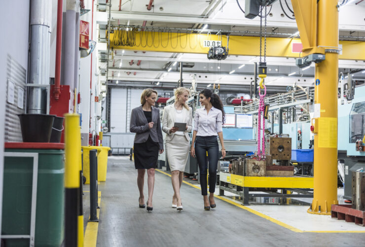 Kanadyjski zwiazek zawodowy i GM przedluzaja termin negocjacji zapobiegajac strajkowi w zakladzie w Ontario