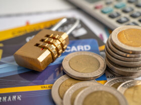 Laczne dlugi firm w Polsce w ciagu roku zwiekszyly sie o 32 mld zl