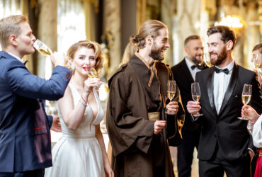 Lotysze nakarmili Uniwersytet Cambridge podczas najwiekszego uczelnianego balu. To bezprecedensowy sukces