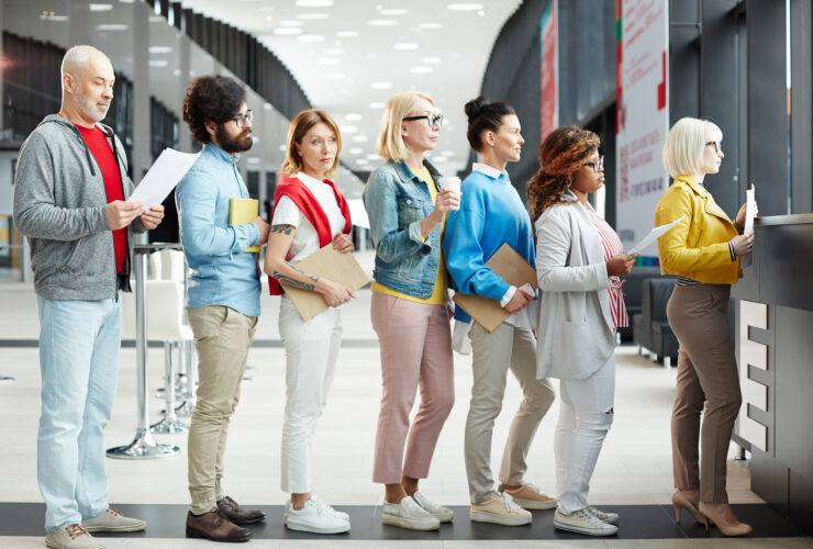 Polskie firmy wciaz ograniczaja rekrutacje informuje Polski Instytut Ekonomiczny