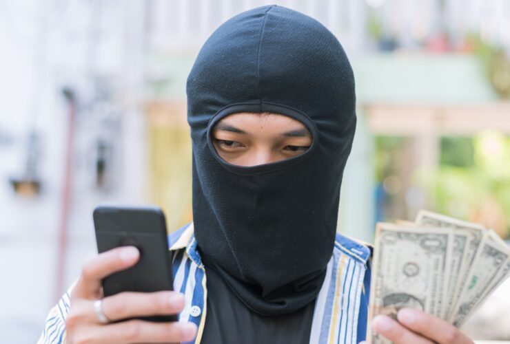 37 proc. osob mialo stycznosc z wyludzeniami pieniedzy z wykorzystaniem socjotechniki informuje BIK