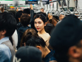 Akcje Tokyo Metro gwaltownie wzrosly podczas debiutu gieldowego po silnym IPO