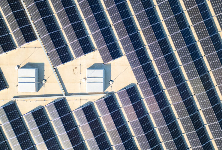 Lotewski koncern Olpha otwiera jeden z najwiekszych parkow paneli slonecznych w kraju za 356 mln euro