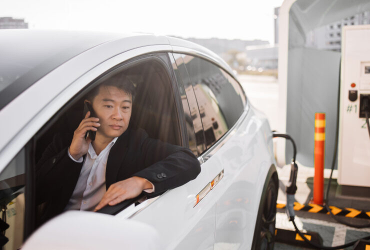 Sprzedaz samochodow elektrycznych Tesli w Chinach wzrosla wrzesniu o 192 proc. rok do roku