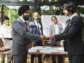 Nissan stoi w obliczu rekordowego zadluzenia a na naprawe finansow koncernowi pozostaje rok 1