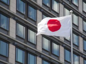 Spor funduszy KKR i Bain ujawnil japonski boom private equity. Na stole byly 4 mld dolarow