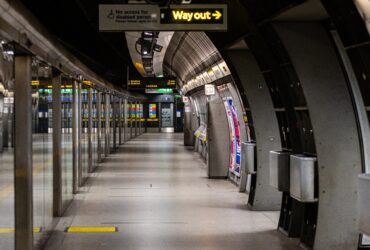 Strajki metra odwolane. Mialy sie zaczac dzisiaj 7.11 ale zwiazku wynegocjowaly podwyzki plac