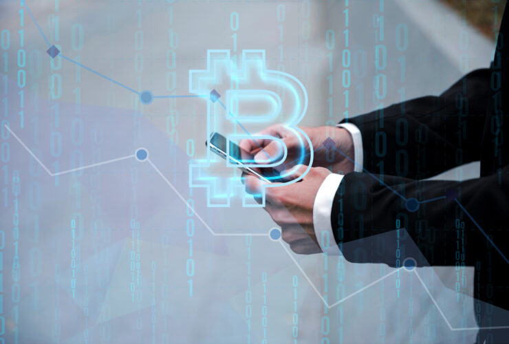 Bitcoin szturmuje magiczna granice i przekracza 100 tys. dolarow. Przyszle zaprzysiezenie Trumpa podsyca krypto euforie