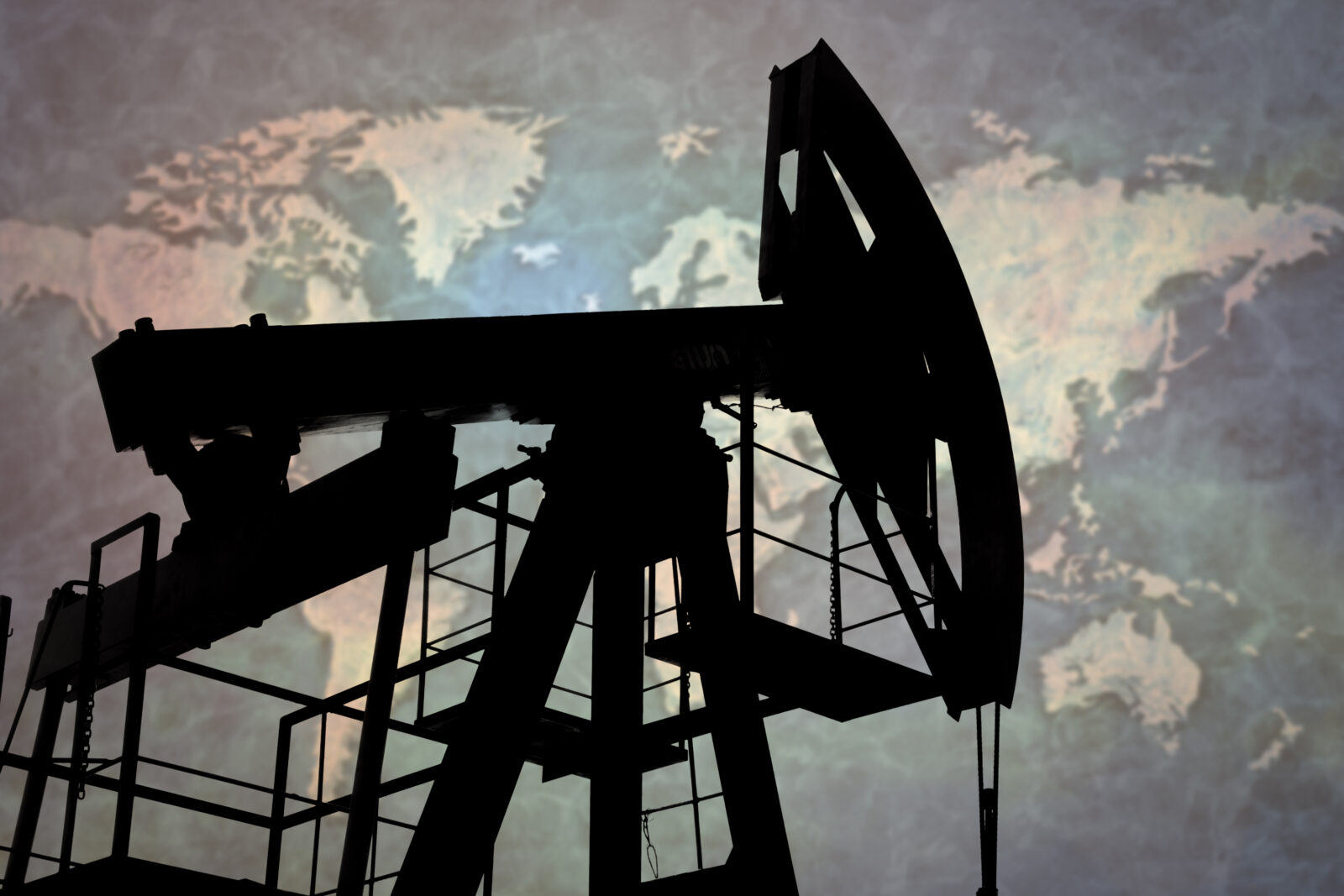 Ceny ropy naftowej w USA spadaja po zaskakujacej decyzji OPEC