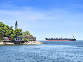 Kanal Panamski odnotowuje rekordowe przychody mimo ograniczajacej przepustowosc suszy