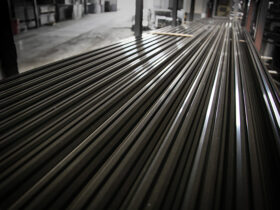 Zwiazek zawodowy krytykuje premie Nippon Steel w wysokosci 5000 dolarow na pracownika w ramach umowy z U.S. Steel