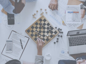 „Szachy i finanse sa sobie bardzo bliskie przekonuje w baltyckich mediach Timur Turlov zalozyciel Freedom24