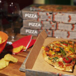 Mniejszy ruch w pizzeriach zyskaly inne rodzaje fastfoodow mowia raporty