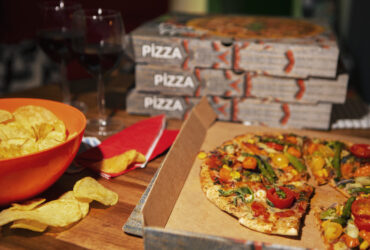 Mniejszy ruch w pizzeriach zyskaly inne rodzaje fastfoodow mowia raporty