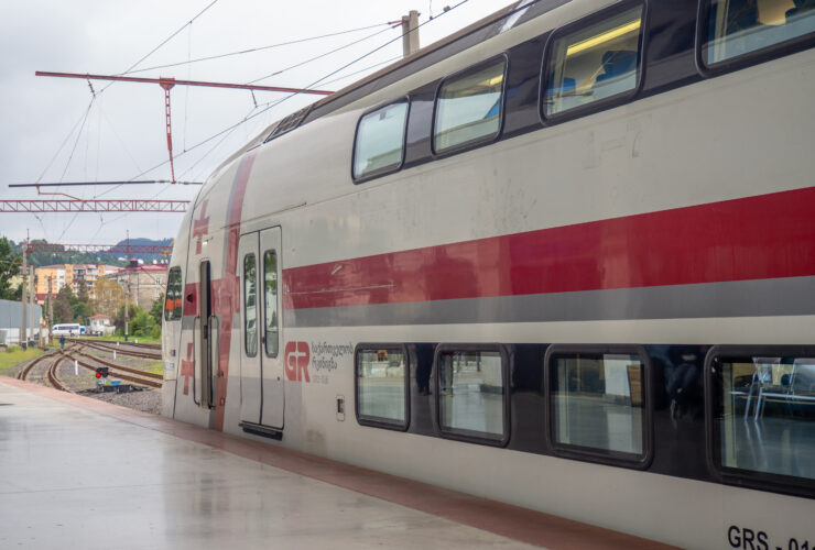 PKP Intercity inwestuje w pietrowe wagony. Pierwsze pojada juz za cztery lata