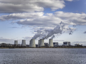 Premierzy Kanady i Polski podpisza porozumienie o wspolpracy w dziedzinie energii nuklearnej. Czy przyspieszy to polskie inwestycje w energie nuklearna