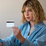 Liczba udzielonych kredytow mieszkaniowych w styczniu spadla o ponad 34 proc. w ujeciu rocznym informuje Biuro Informacji Kredytowej