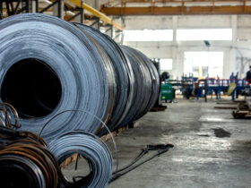 Nippon Steel rozwaza rewizje planu wykupu US Steel mowi rzecznik japonskiego rzadu