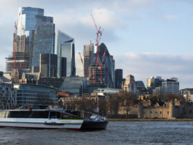 Zaskakujacy wzrost brytyjskiej gospodarki pod koniec 2024 r. PKB znacznie przekroczyl oczekiwania analitykow