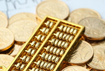 Ceny zlota przekroczyly 3000 dolarow za uncje w zwiazku z kryzysem w handlu miedzynarodowym