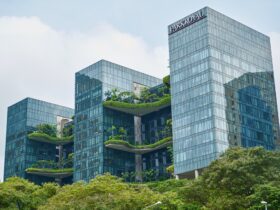 Chinski Xiaomi pozyskuje 55 mld dolarow ze sprzedazy akcji poniewaz plany dotyczace pojazdow elektrycznych nabieraja rozpedu