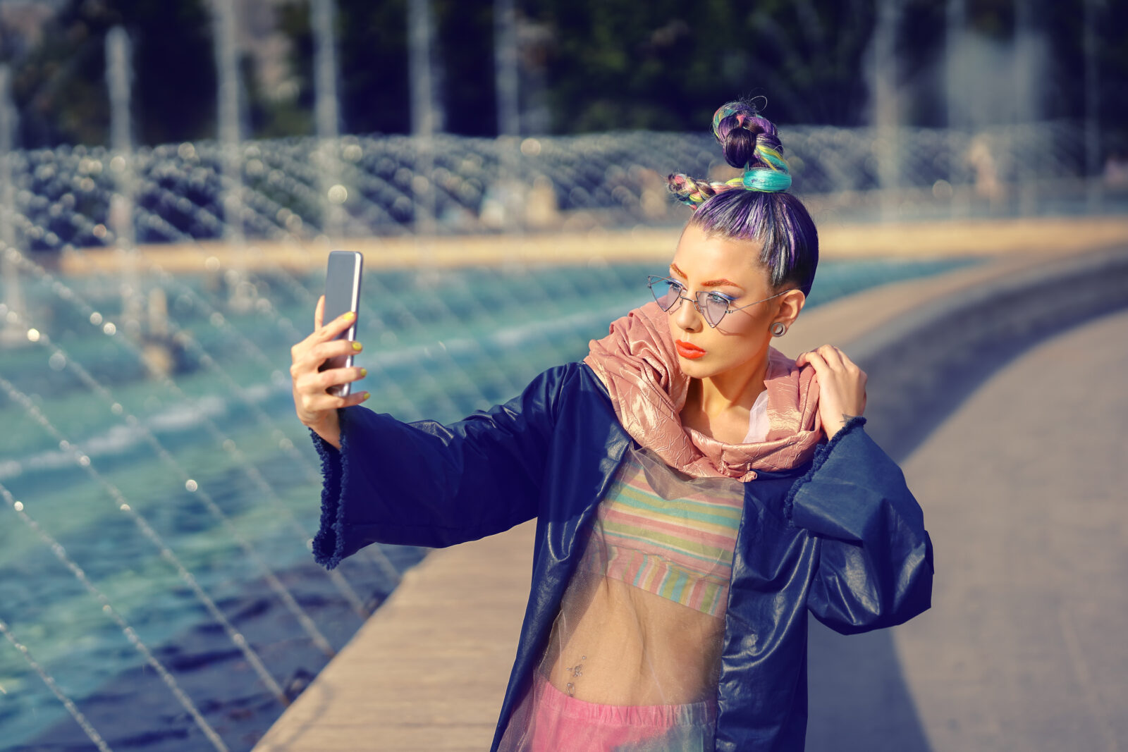 Donald Trump USA rozmawiaja z czterema roznymi grupami w sprawie sprzedazy TikToka