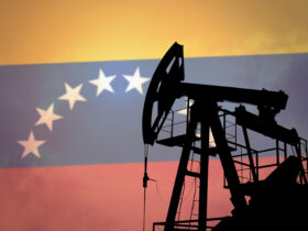 Donald Trump zapowiada 25 proc. cla na towary z panstw kupujacych rope od Wenezueli