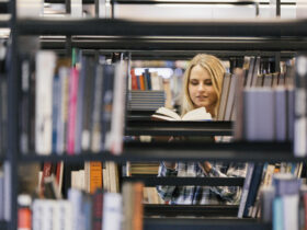 Jedna z najstarszych brytyjskich marek zniknie z ulic. Siec WH Smith sprzedaje swoje sklepy