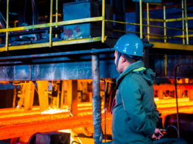 Kanadyjskie zaklady stalowe i aluminiowe zwalniaja pracownikow z powodu amerykanskich cel