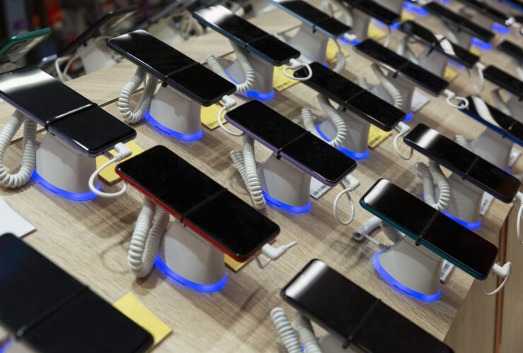 Po latach przetrwania chinski Huawei powraca do szczytu przychodow