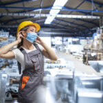 Produkcja w Chinach osiaga 12 miesieczny szczyt napedzany duzymi zamowieniami