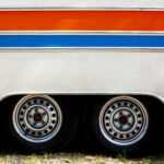 Volkswagen sprzedaje udzialy w Traton o wartosci 360 mln euro za 3275 euro za akcje