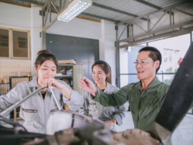 Aktywnosc produkcyjna w Azji slabnie poniewaz cla USA podkopuja zaufanie