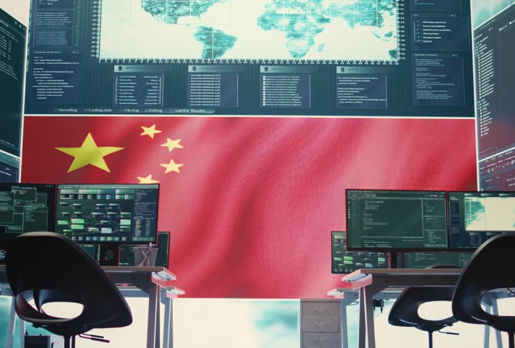 Aktywnosc produkcyjna w Chinach gwaltownie spada w zwiazku z polityka celna USA