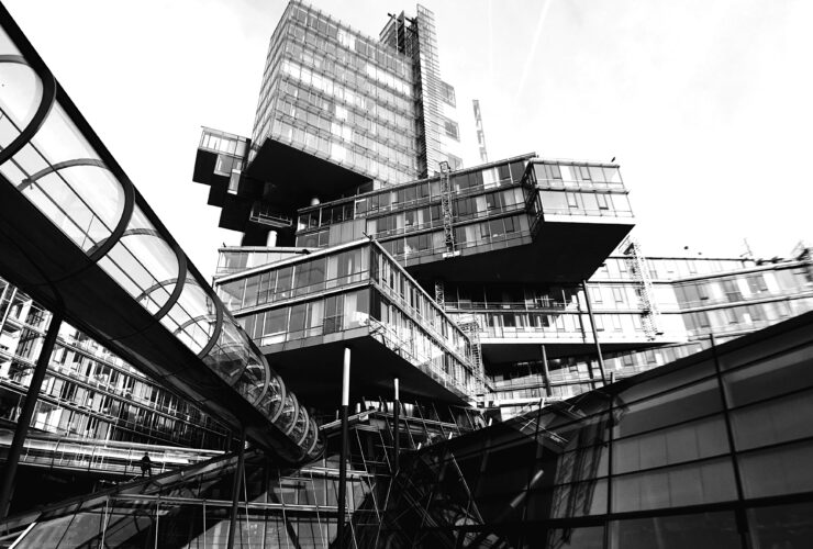 Dlugi branzy budowlanej wzrosly o 11 proc. rok do roku ostrzega najnowszy raport KRD