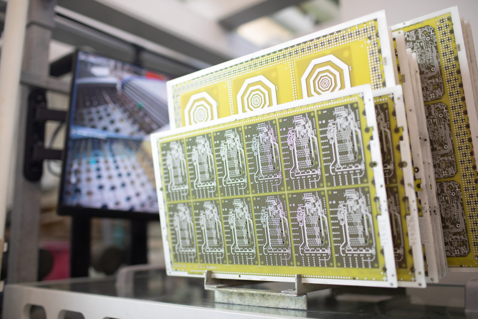 Korea Poludniowa ujawnia pakiet wsparcia o wartosci 23 mld dolarow na chipy. W tle cla USA