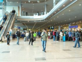 Polskie lotniska obsluzyly w ubieglym roku prawie 60 mln osob To o 133 proc. wiecej w ujeciu rocznym informuje Urzad Lotrnictwa Cywilnego