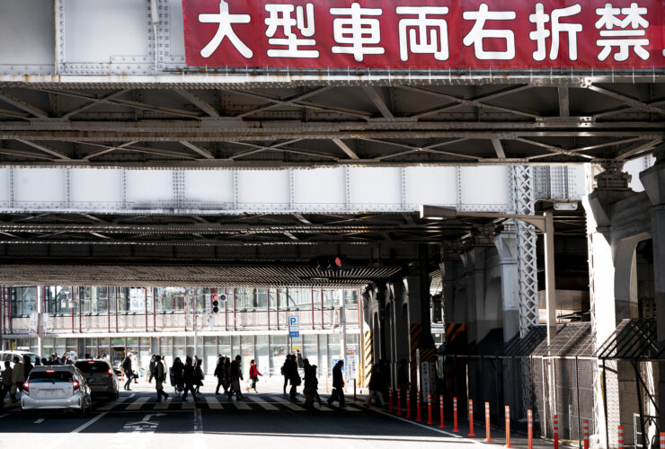 Produkcja fabryczna w Japonii spada. Powod Cla nalozone przed Donalda Trumpa