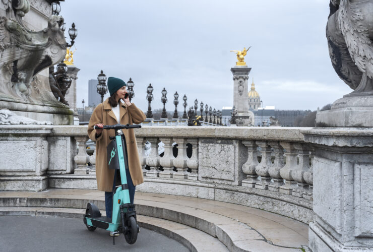 Region. Praga chce zakonczyc mozliwosc korzystania ze wspoldzielonych hulajnog elektrycznych