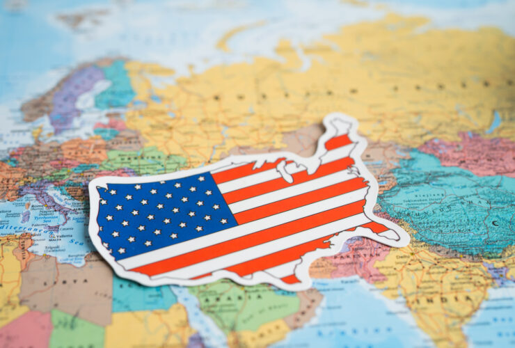 Trump zaostrza globalne napiecia handlowe nowymi wzajemnymi taryfami na amerykanskich partnerow handlowych