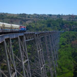 USA wracaja do tradycji i inwestuja w kolej. Tym razem buduja polaczenie kolejowe z Angoli w glab Afryki