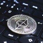 Kryptowaluty kupilo juz ponad 18 proc. Polakow informuja badania