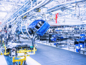 Produkcja samochodow w Wielkiej Brytanii spada do najnizszego poziomu od ponad 70 lat