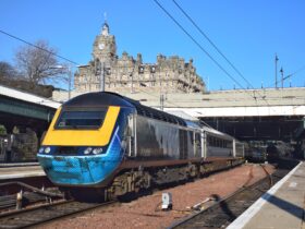 Region Rail Baltica w Estonii podpisuje kontrakty na budowe glownej linii z miedzynarodowymi konsorcjami