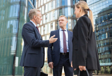 Von der Leyen zglasza gotowosc do negocjacji z Trumpem