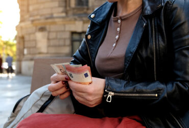 W kwietniu wzrosla liczba i wartos pozabankowych pozyczek w ujeciu rocznym informuje BIK